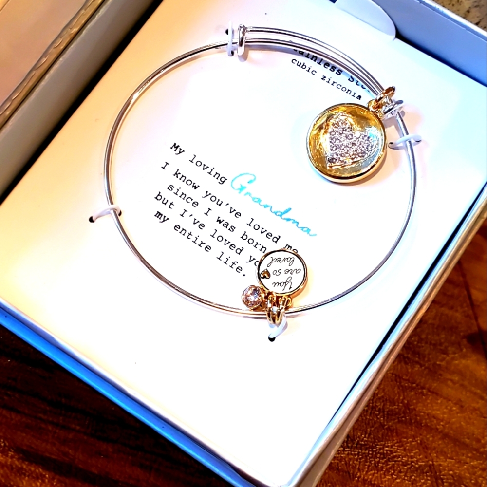 3/$30 NIB! Stainless Grandma Love CZ Heart Bangle Bracelet Charm Valentine's Day